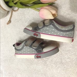 See Kai Run 👟 size 7 toddler girls 💘